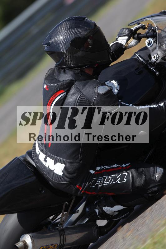 /Archiv-2022/45 28.07.2022 Speer Racing ADR/Gruppe gelb/backside